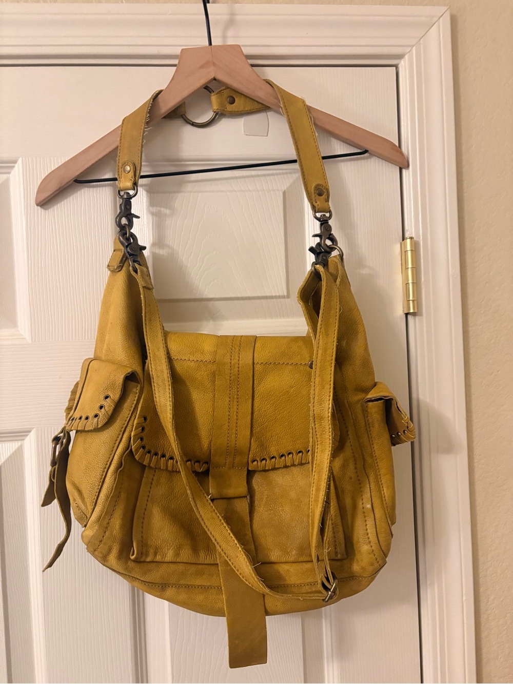 WE THE FREE Leigh Distressed Hobo Bag 🔥 Bronze - Picture 3 of 4